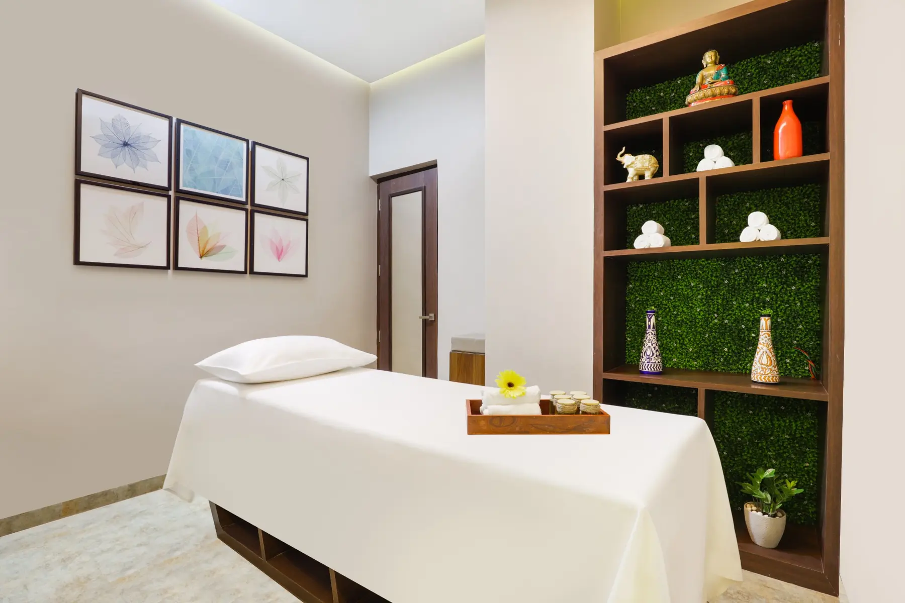 Spa therapy room at The Phlox